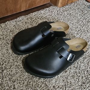 Birckenstock Black Boston Grip Leather Clogs
